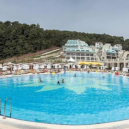 Orka Sunlife & Otel 3*